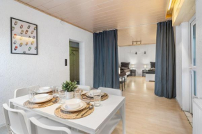 RI02 Wohnung mit großer Terrasse